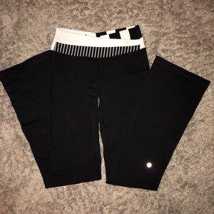 lululemon athletica Pants - Lululemon Wunder Under Yoga Pants lululemon athletica Pants - Lululemon Wunder Under Yoga Pants